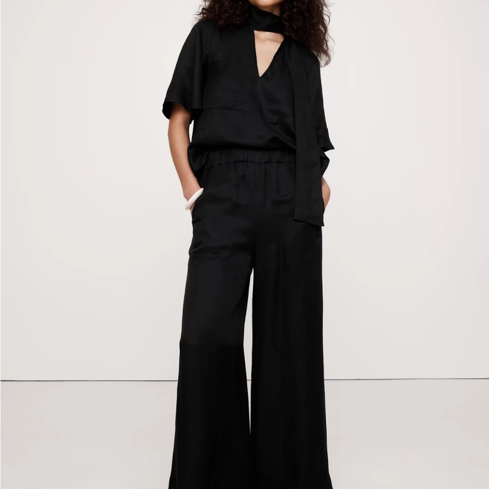 Banana Republic High-Rise Wide-Leg Linen Blend Pull On pant | Size Medium |